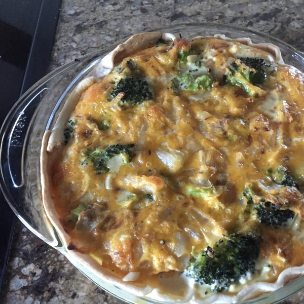 Easy Broccoli and Ham Quiche