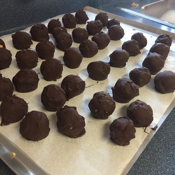 Christmas Peanut Butter Balls