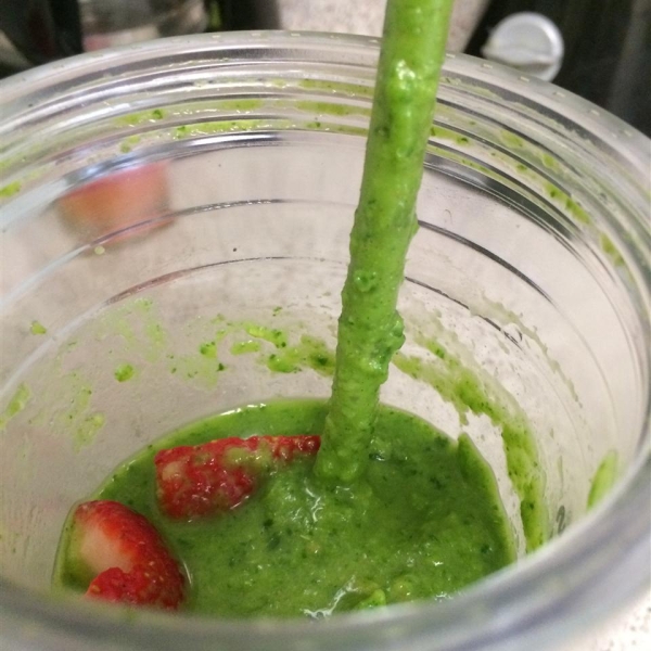 Celyne's Green Juice - Juicer Recipe
