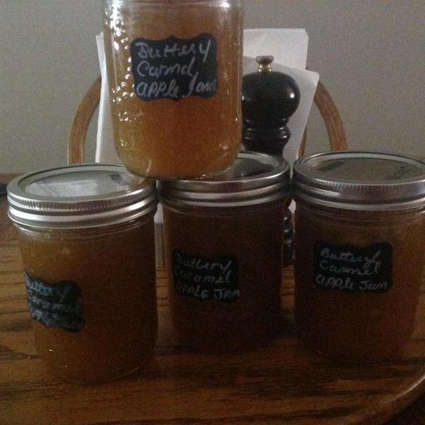 Buttery Caramel Apple Jam