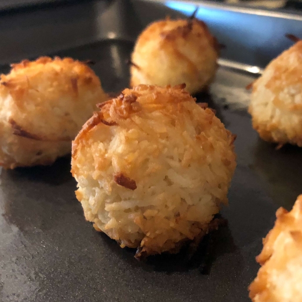 Perfect Coconut Macaroons