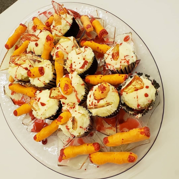 Bloody Broken Glass Cupcakes