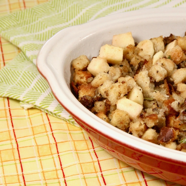 Sausage and Apple Stuffing