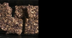 No-Bake Raspberry Peanut Butter Granola Bars