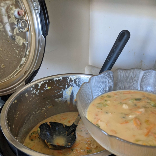 Copycat Panera Broccoli Cheddar Soup