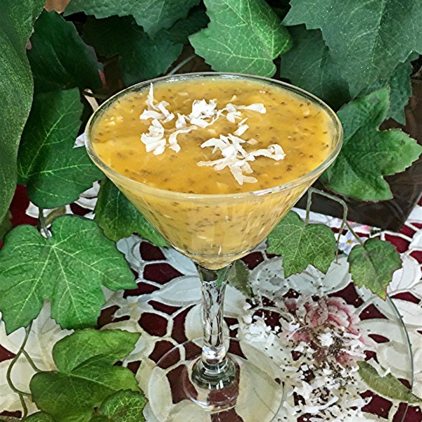 Mango Coconut Chia Pudding