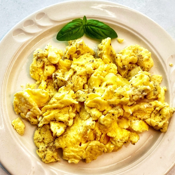 Scrambled Eggs in the Microwave