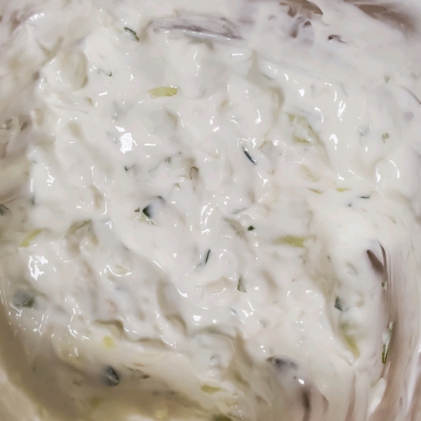 Easy Tzatziki Sauce