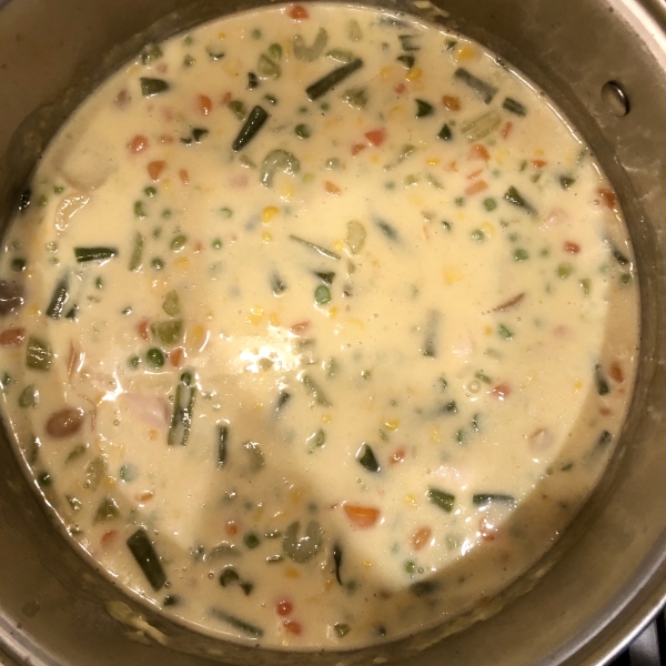 Cheesy Vegetable Chowder