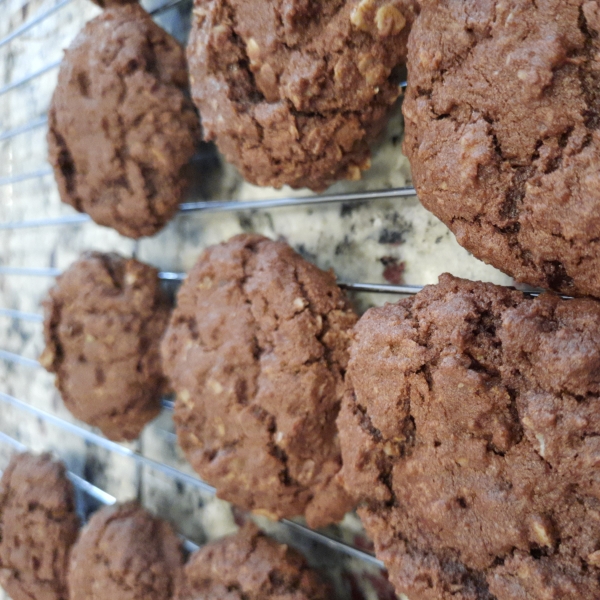 Chocolate Oatmeal Chip Cookies