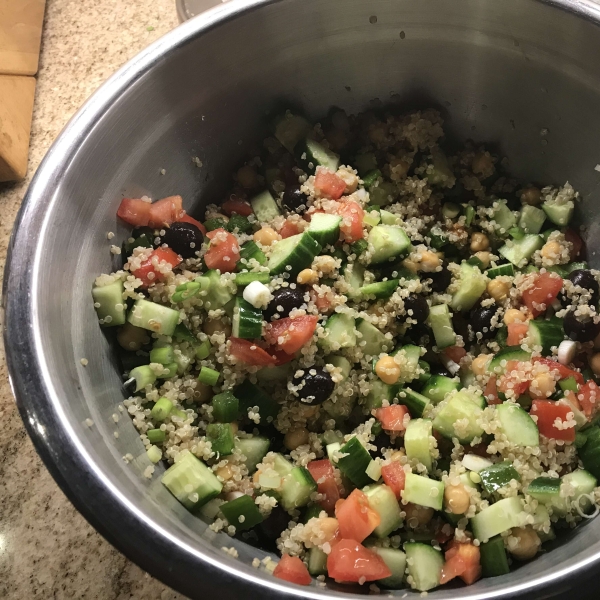 Quinoa Veggie Salad with Zesty Vinaigrette