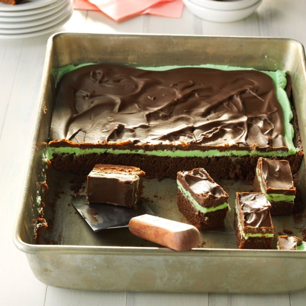 Mint-Chocolate Chunk Brownies