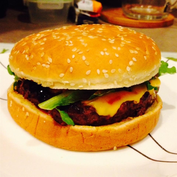 Jalapeno-Garlic-Onion Cheeseburgers