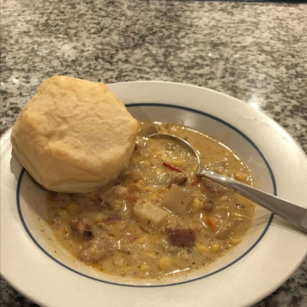 Spicy Slow Cooker Corn Chowder