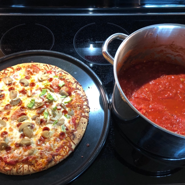 Canning Pizza or Spaghetti Sauce from Fresh Tomatoes