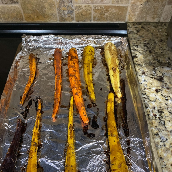 Balsamic Roasted Carrots