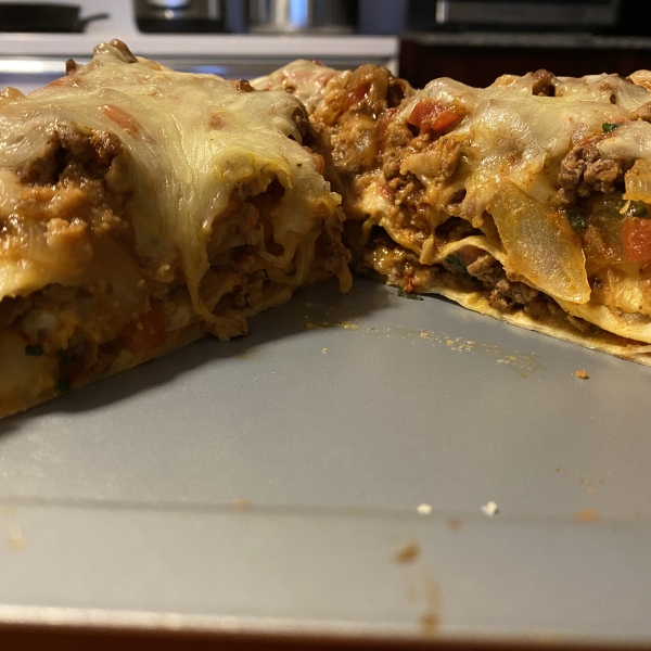 Spicy Beef and Bean Enchilada Pie