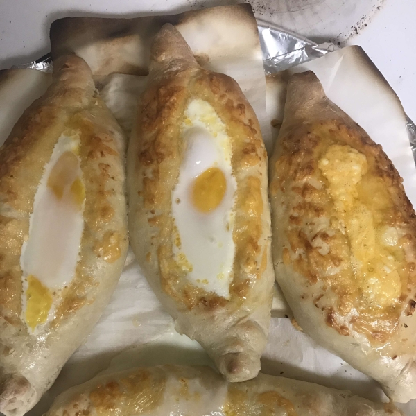 Khachapuri (Georgian Cheese Bread)