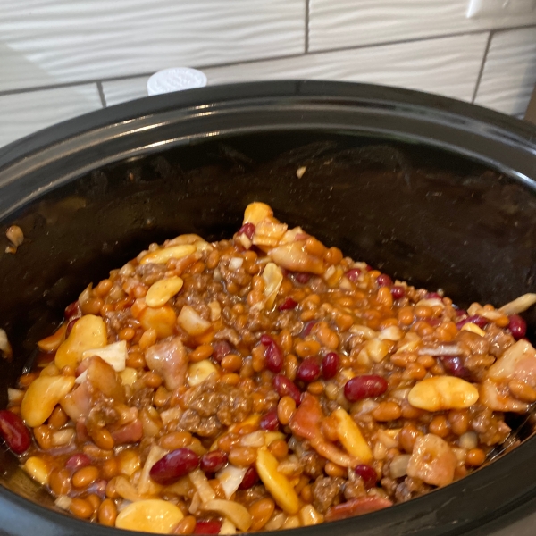 Slow Cooker Cowboy Beans