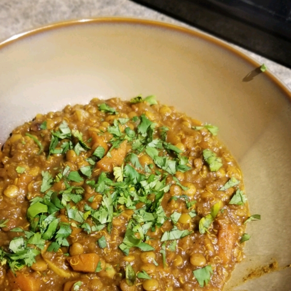 Spicy Lentil Quinoa Curry