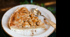 Low-Carb Pecan Pie with Almond Flour Crust