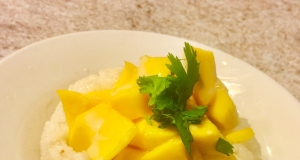 Mango with Sticky Coconut Rice (Kao Niaw)