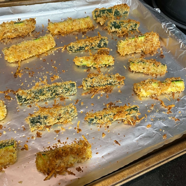 Baked Panko-Breaded Zucchini Fries