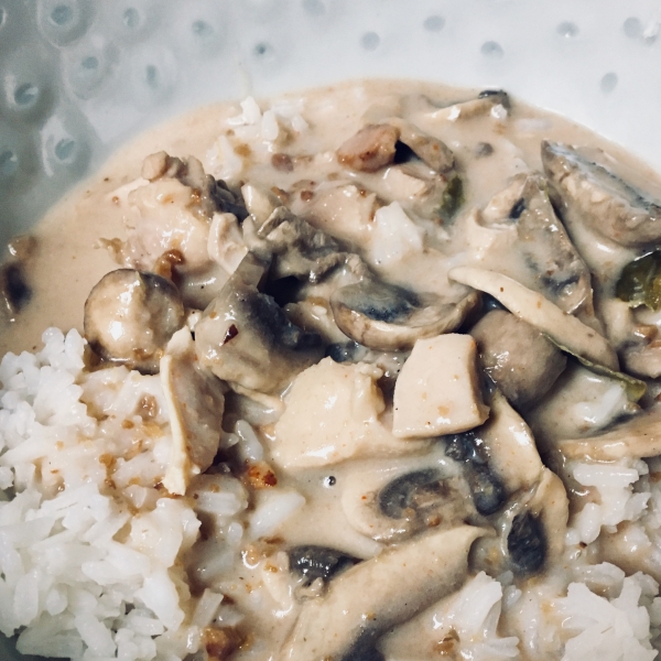 Mushroom Curry with Galangal