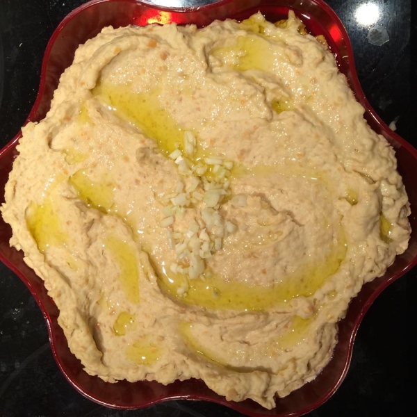 Authentic Middle Eastern Hummus (Chummus)