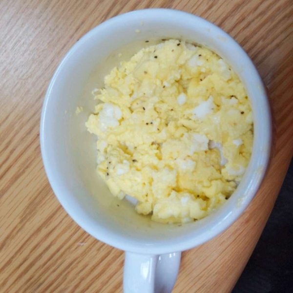 Scrambled Eggs in a Mug