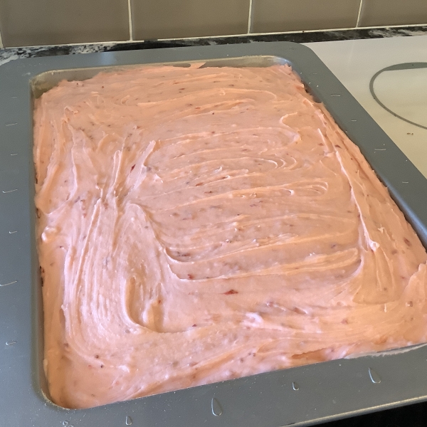 Strawberry Cake and Frosting