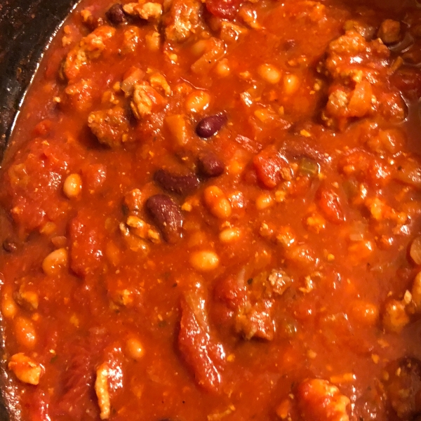 Slow Cooker Chicken and Sausage Chili