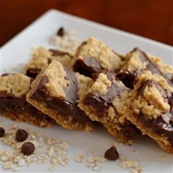 Oatmeal Fudge Squares