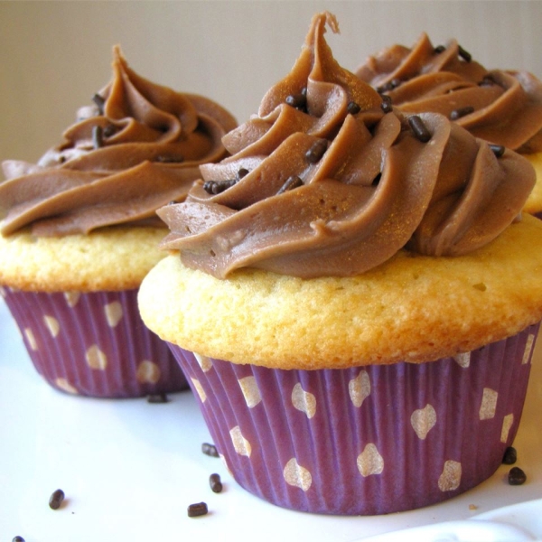 Milky Way® Cupcake Icing