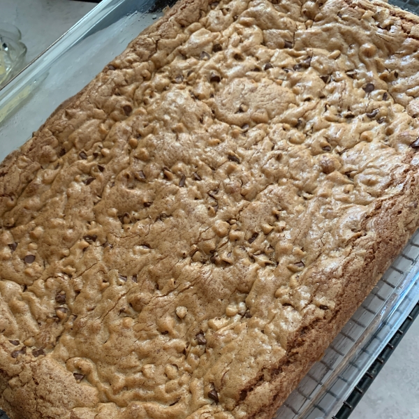 Chocolate Chip Cookie Bars