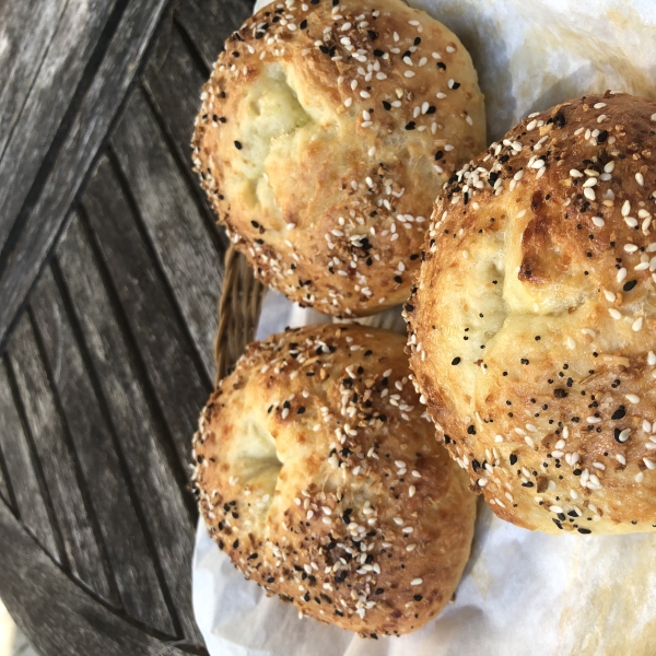 2-Ingredient Dough Bagels