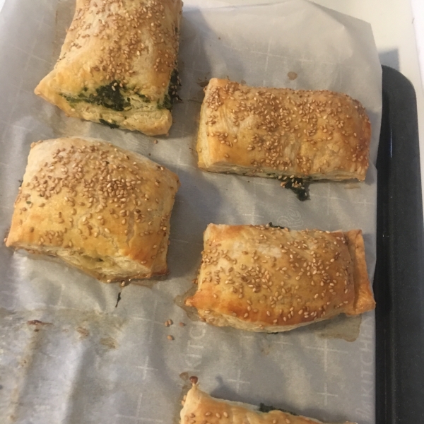 Spinach Rolls with Puff Pastry