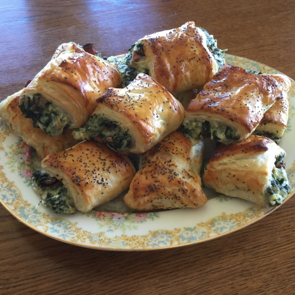 Spinach Rolls with Puff Pastry