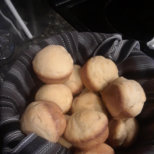 Mom's Yeast Rolls