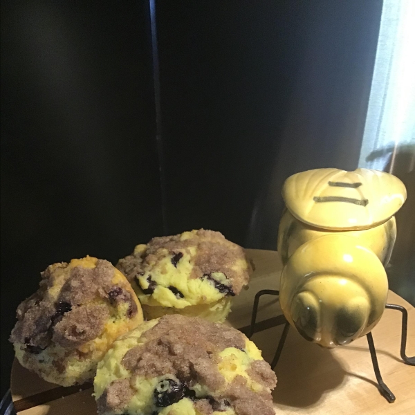 Streusel Topped Blueberry Muffins