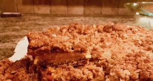 Apricot Ginger Crumble Oat Bars (Gluten Free)