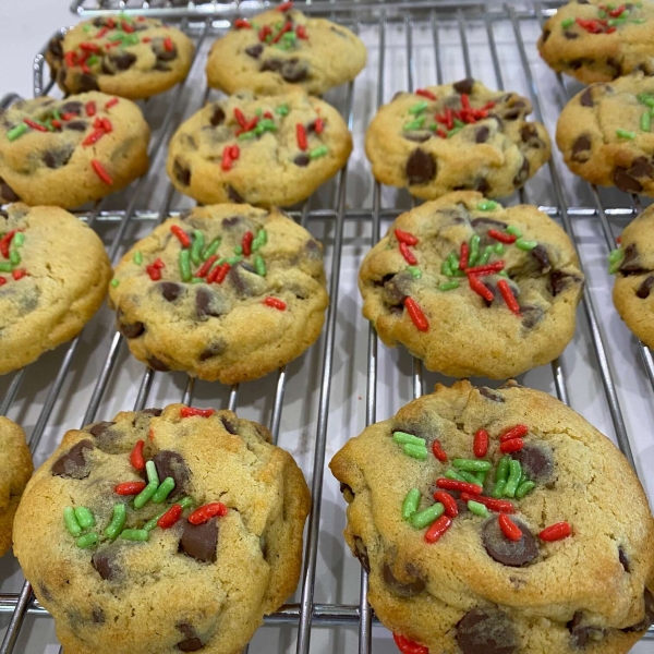 Award Winning Soft Chocolate Chip Cookies