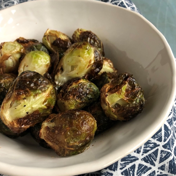 Simple Air Fryer Brussels Sprouts