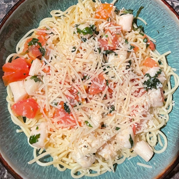 Savory Sea Scallops and Angel Hair Pasta