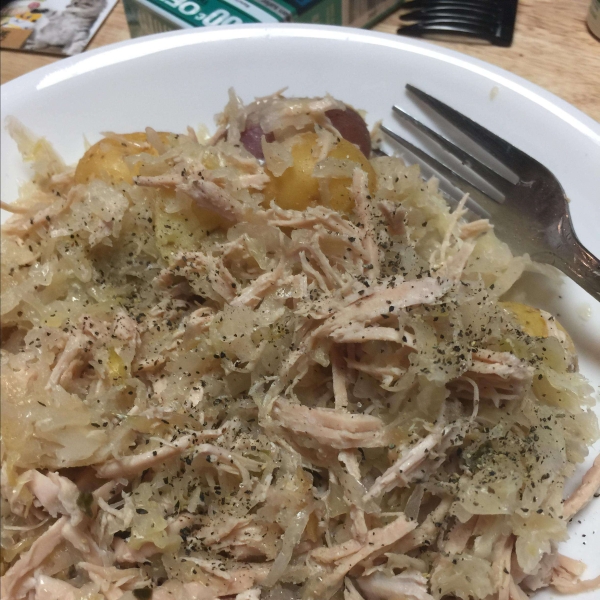 Slow Cooker Pork and Sauerkraut