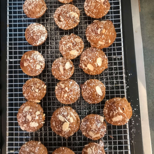 Pumpkin Almond Mini Muffins