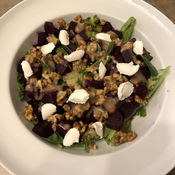 Beet Salad with Goat Cheese