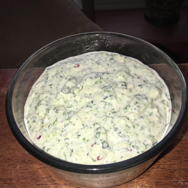 Amazing No Cook Spinach Artichoke Dip