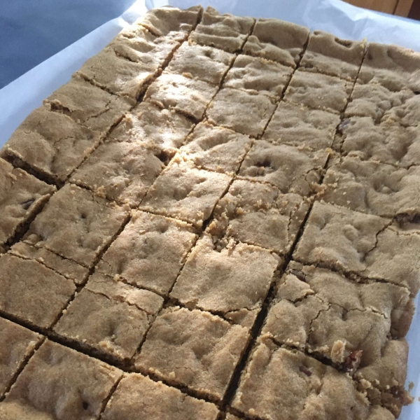 Pecan Cardamom Bar Cookies