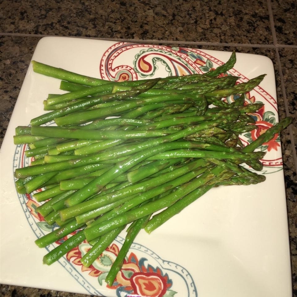 The Best Steamed Asparagus